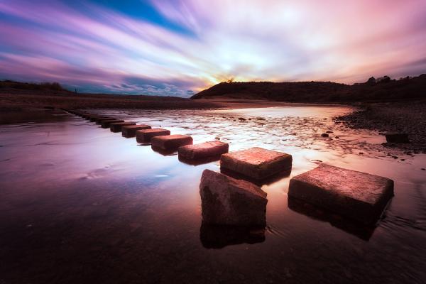 Stepping Stones Representing DUINs